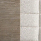Letto king-size, testiera capitonné a griglia, rivestimento color avorio, rovere marrone