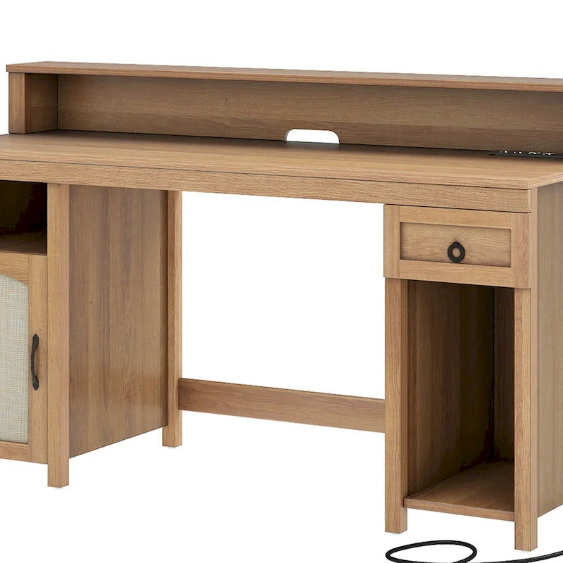 Scrivania rustica in legno con cassetto, armadietto, supporto per monitor e prese elettriche integrate
