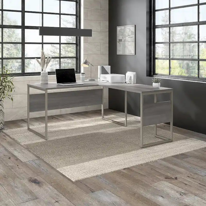 Scrivania ad angolo, 60"L x 30"P x 30"A, gambe in metallo, gestione cavi, capacità 200 libbre