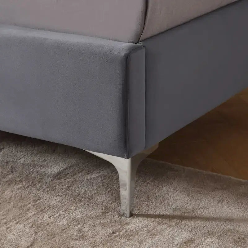 Struttura Letto a Piattaforma Queen Size in Velluto, Testiera capitonné, Gambe in Metallo da 15 cm